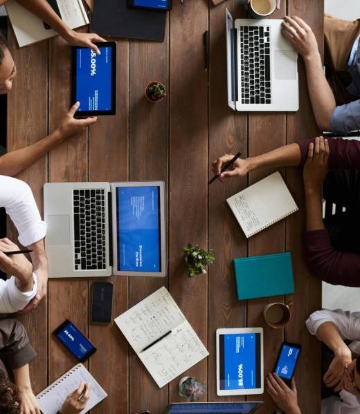 pexels-fauxels-3183150